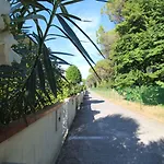 شقة In 40761 *