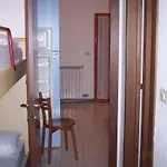 In 40761 شقة *