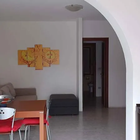 In 40761 アパート *